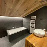 Hotel Piccolo Tibet