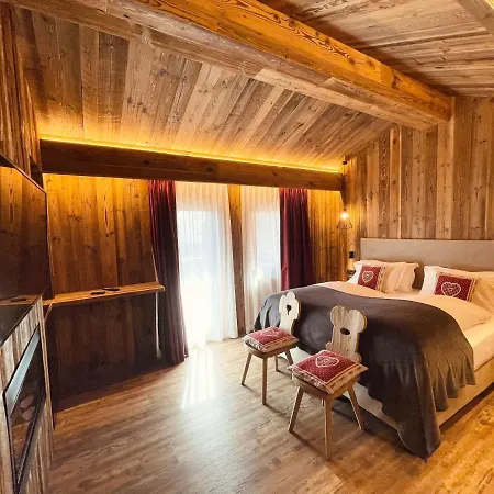 Hotel Piccolo Tibet 3*