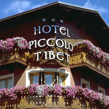 Piccolo Tibet Hotel